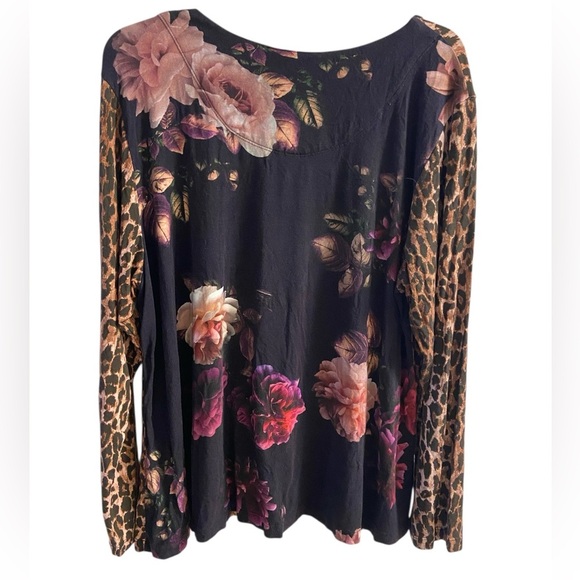 Johnny Was Regal Rose Leopard Print‎ Bamboo Top XL - Picture 2 of 9